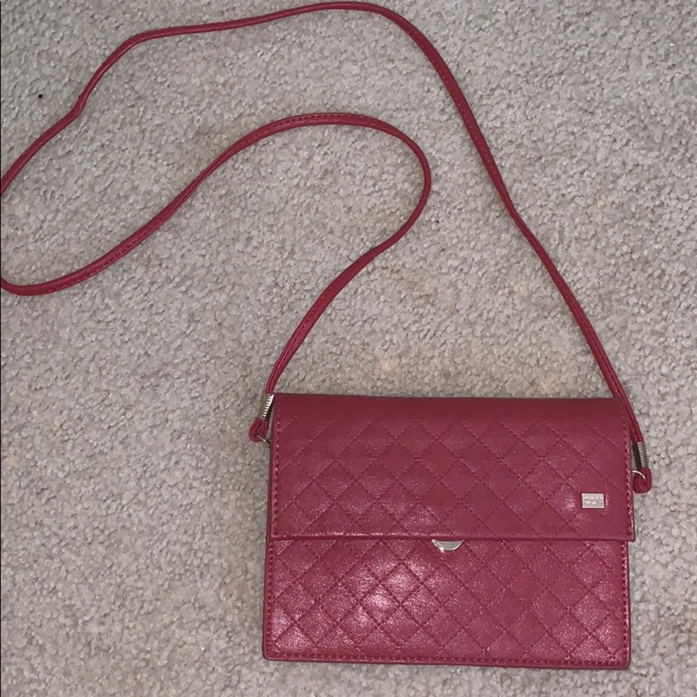 Cute red trendy purse crossbody!! CLN